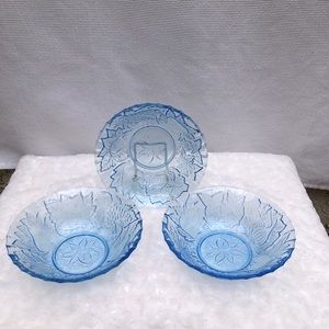 3-KIG Indonesia Blue Fruit Embossed Glass Bowls